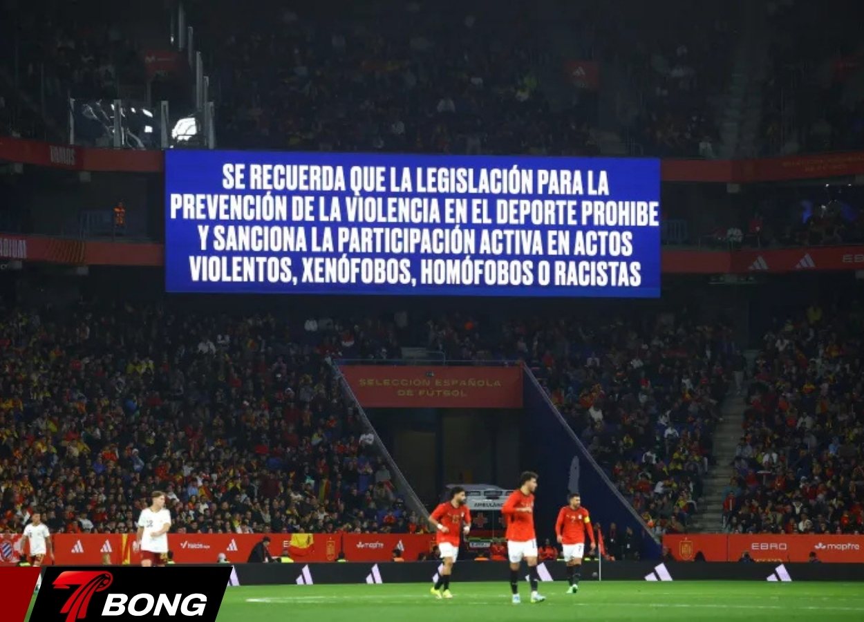 Khoảng 200-300 CĐV có hành vi miệt thị tôn giáo trên khán đài của Tây Ban Nha